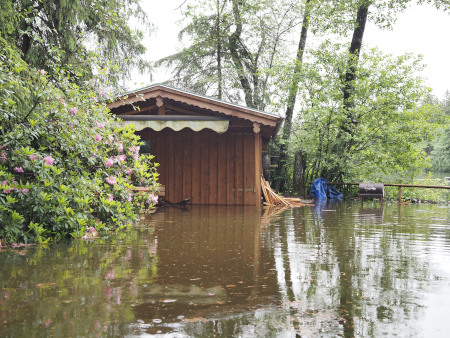 Hochwasser am Weitsee